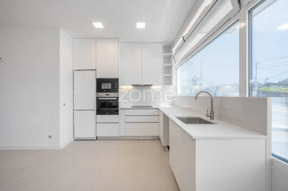 Apartamento T2 para Venda em Mozelos