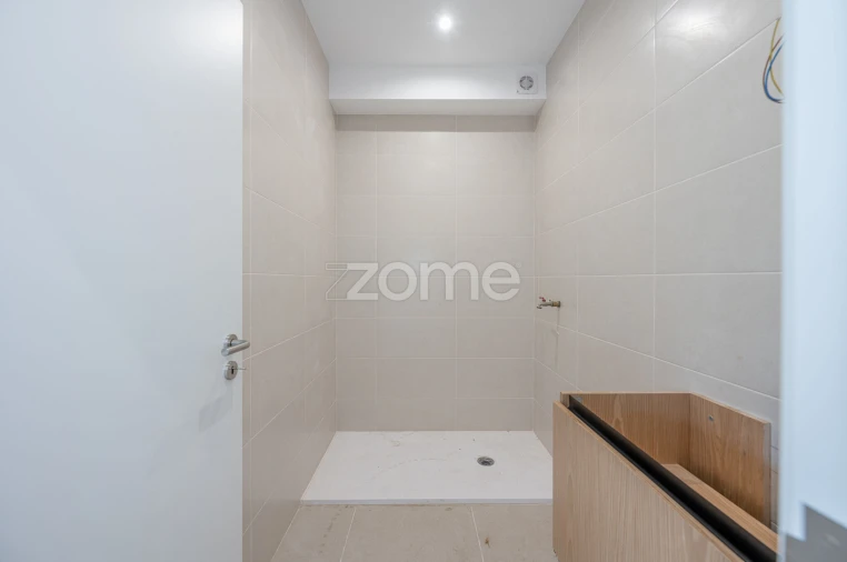 Apartamento T2 para Venda em Mozelos Foto 15