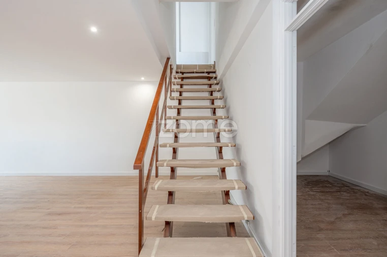 Apartamento T2 para Venda em Mozelos Foto 24