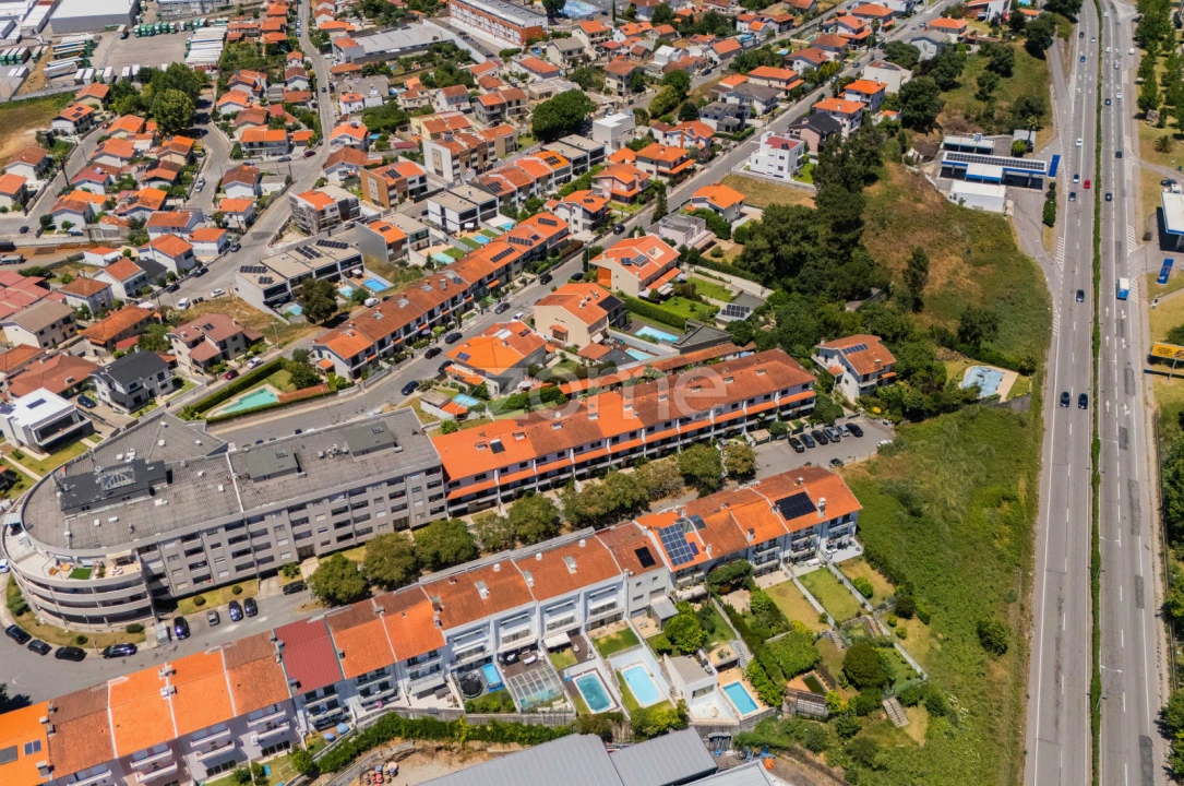 Moradia T5 para Venda em Nogueira, Fraião e Lamaçães Foto 3
