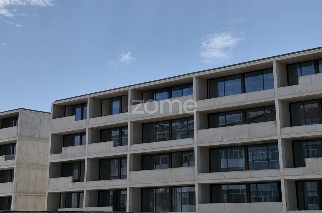 Apartamento T1 para Venda em São Mamede de Infesta e Senhora da Hora Foto 1
