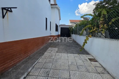 Moradia T4 para Venda em Quinta do Conde