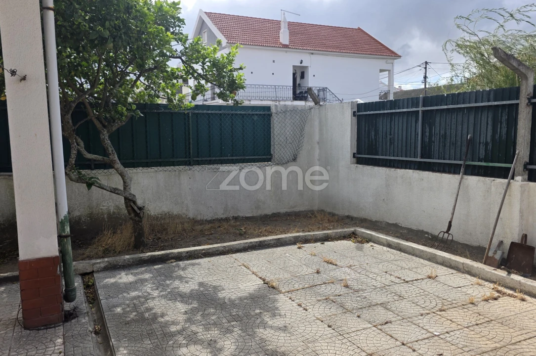 Moradia T4 para Venda em Quinta do Conde Foto 16