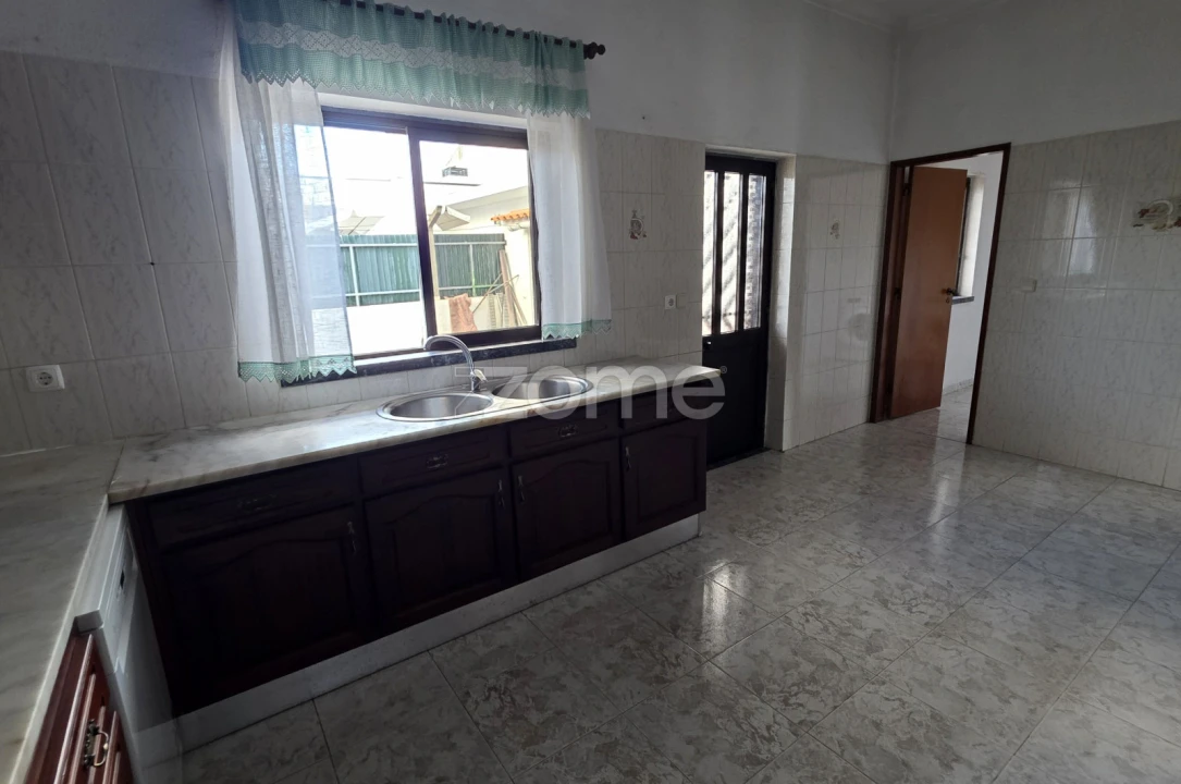 Moradia T4 para Venda em Quinta do Conde Foto 17