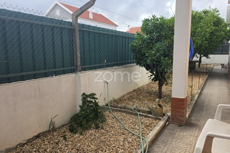 Moradia T4 para Venda em Quinta do Conde Foto 19
