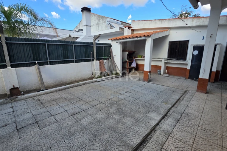 Moradia T4 para Venda em Quinta do Conde Foto 29