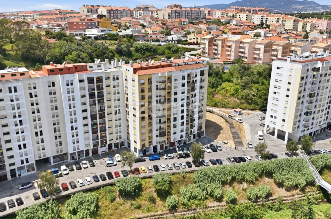 Apartamento T2 para Venda em Cacém e São Marcos Foto 1