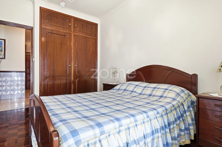 Apartamento T2 para Venda em Cacém e São Marcos Foto 11