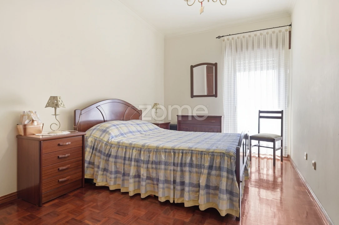 Apartamento T2 para Venda em Cacém e São Marcos Foto 10
