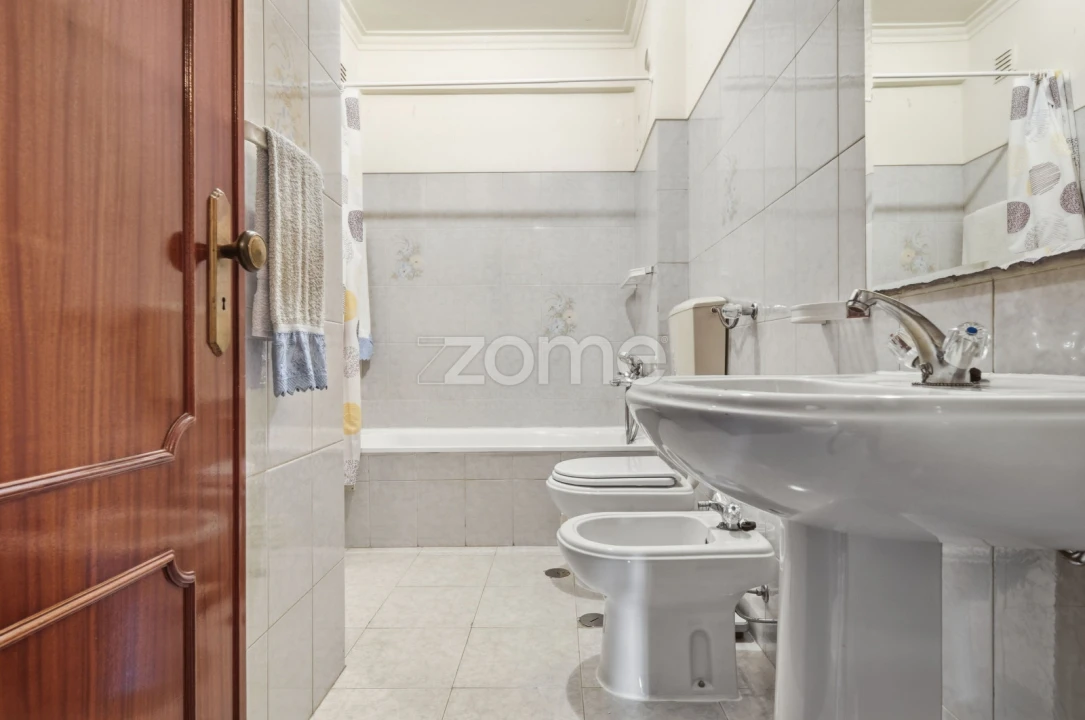 Apartamento T2 para Venda em Cacém e São Marcos Foto 17