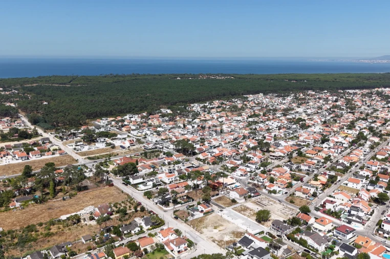 Moradia T3 para Venda em Charneca de Caparica e Sobreda Foto 27