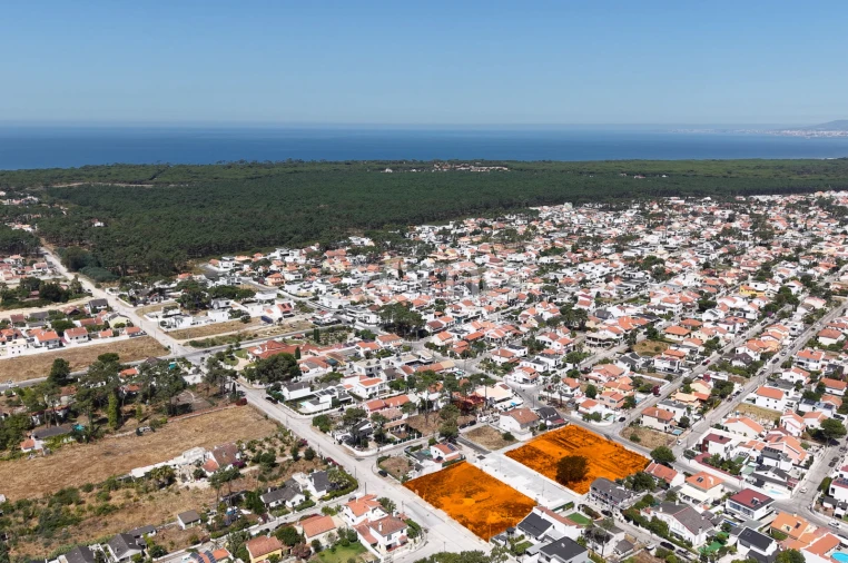 Moradia T3 para Venda em Charneca de Caparica e Sobreda Foto 2