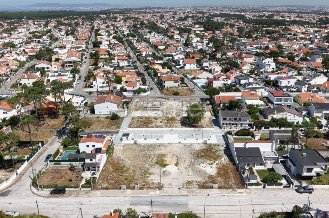 Moradia T3 para Venda em Charneca de Caparica e Sobreda Foto 19