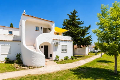 Apartamento T1 para Venda em Porches
