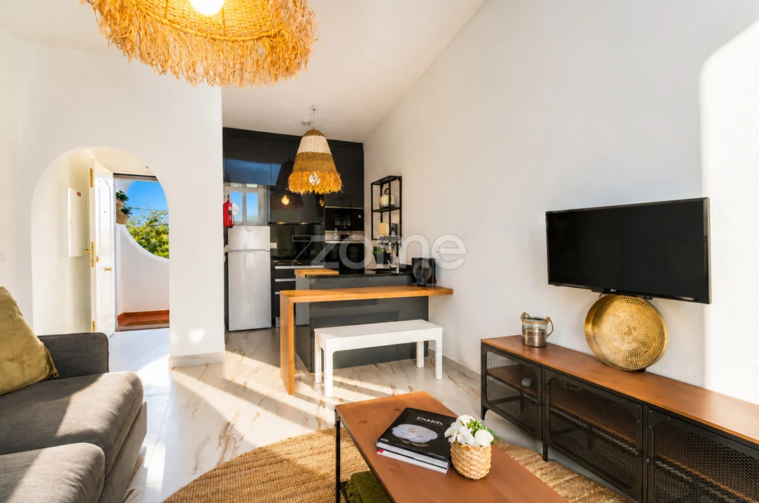 Apartamento T1 para Venda em Porches Foto 8