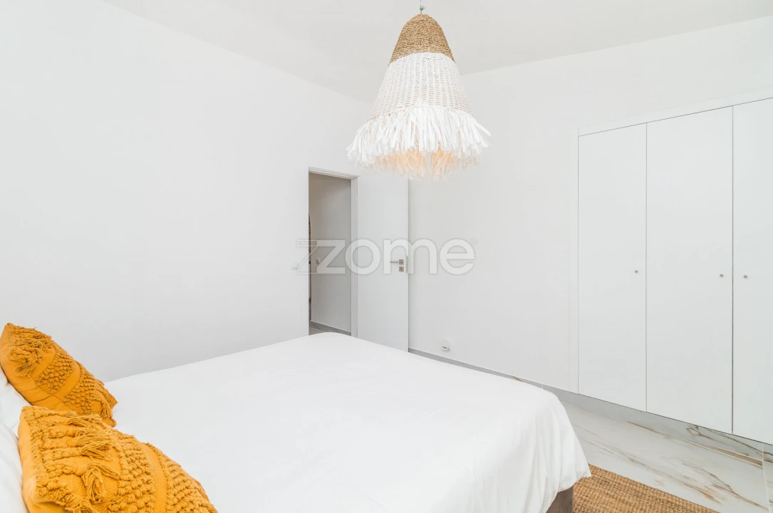Apartamento T1 para Venda em Porches Foto 12