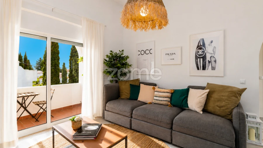 Apartamento T1 para Venda em Porches