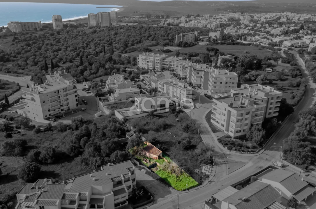 Moradia T1 para Venda em Alvor Foto 12