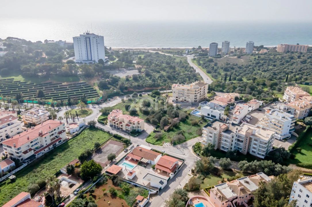 Moradia T1 para Venda em Alvor Foto 9