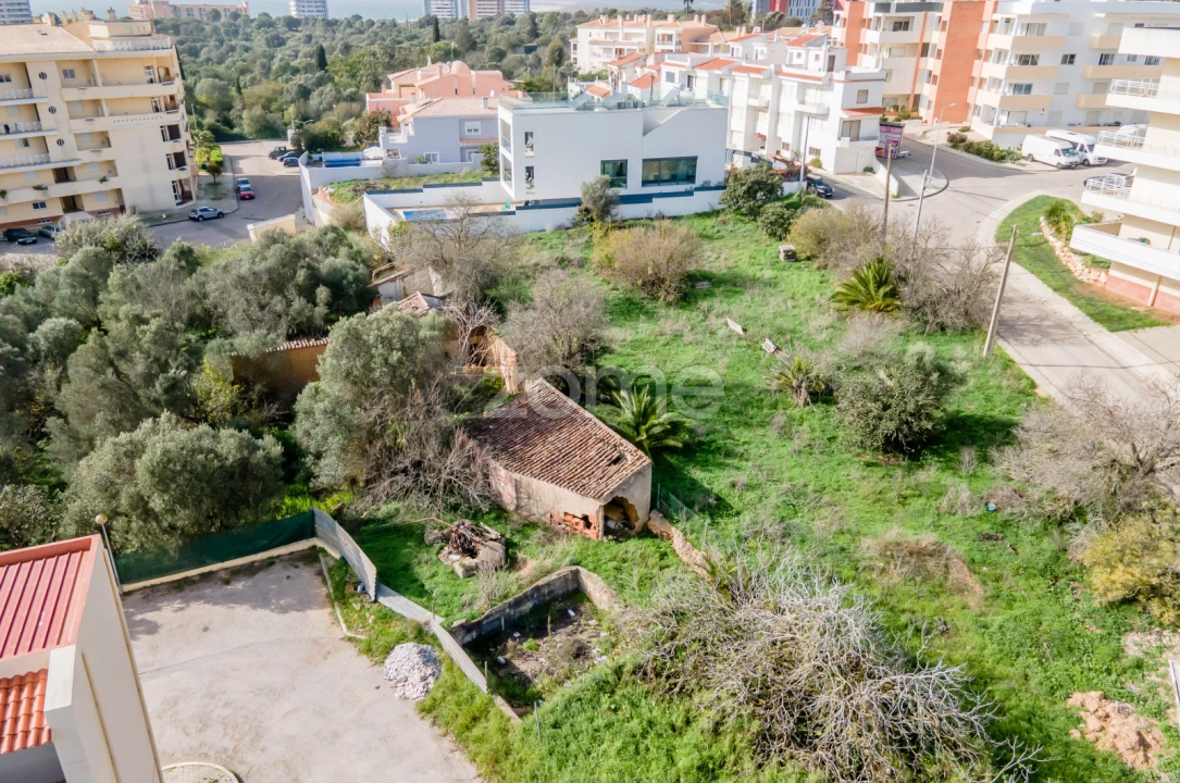 Moradia T1 para Venda em Alvor Foto 13