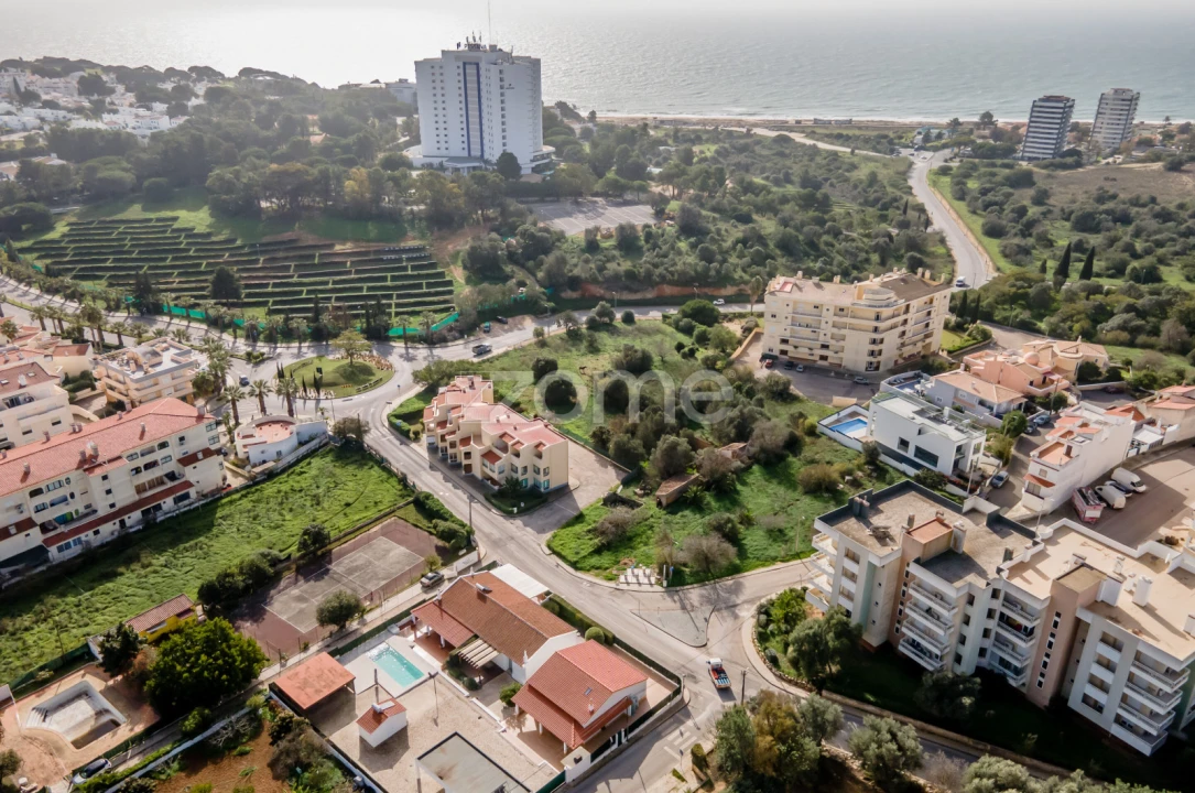 Moradia T1 para Venda em Alvor Foto 5