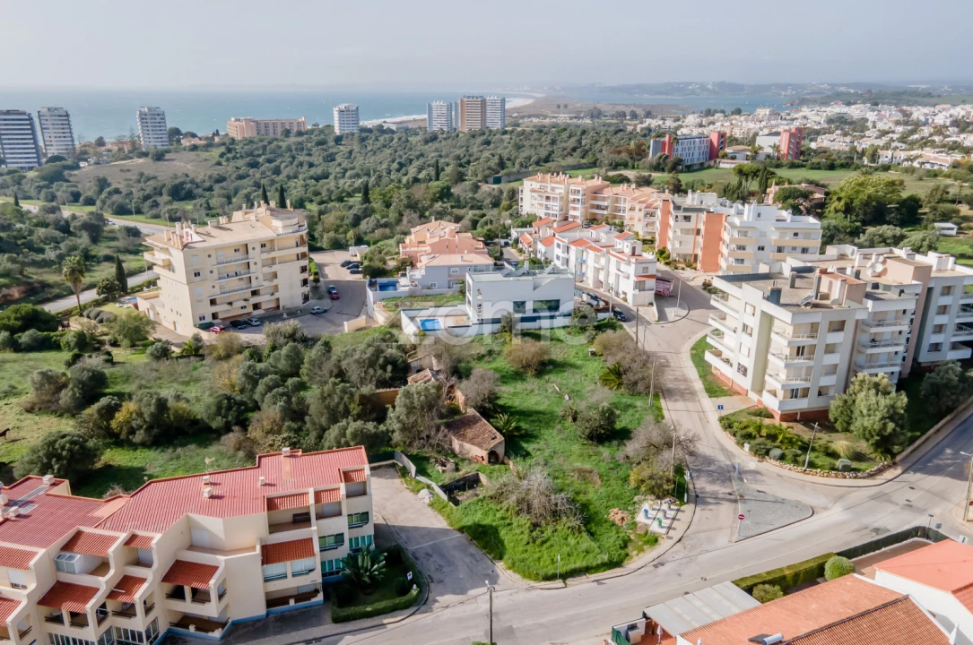 Moradia T1 para Venda em Alvor Foto 6
