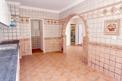 Apartamento T3 para Venda em Algueirão-Mem Martins