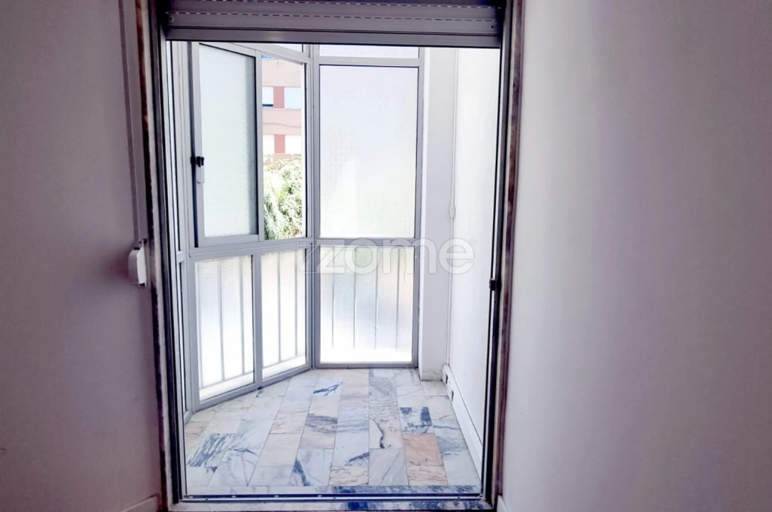 Apartamento T3 para Venda em Algueirão-Mem Martins Foto 16