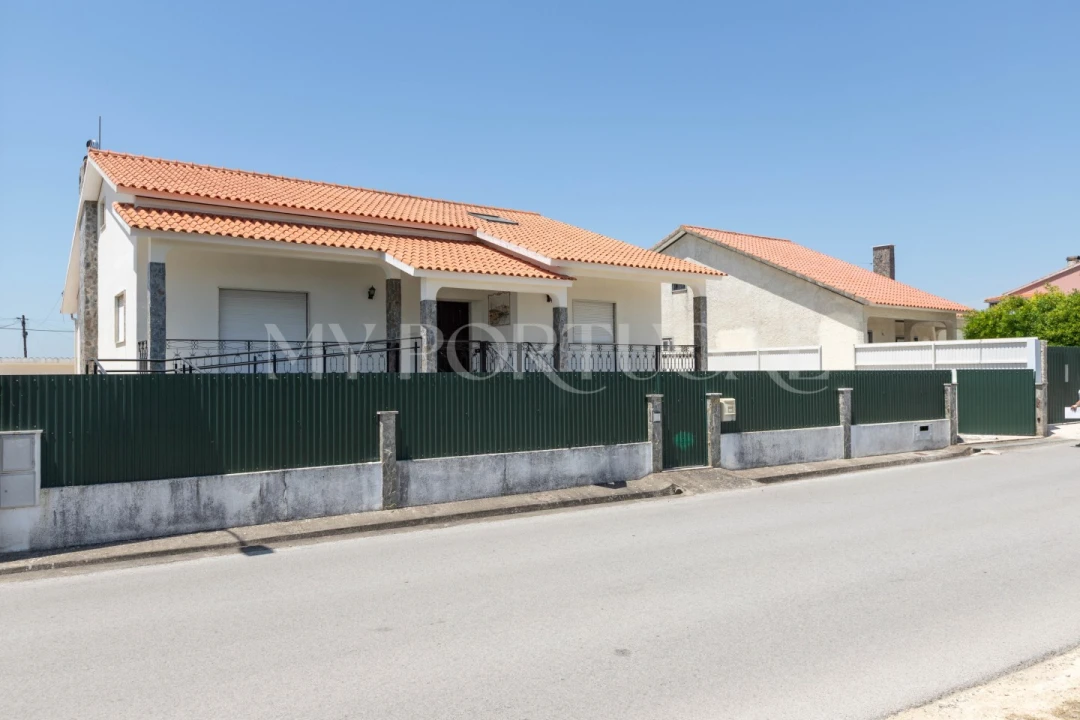 Moradia T4 para Venda em São João Baptista e Santa Maria dos Olivais Foto 5