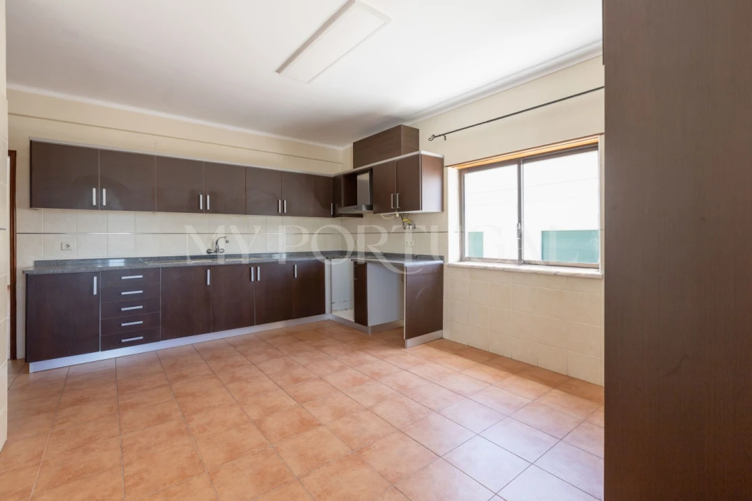 Moradia T4 para Venda em São João Baptista e Santa Maria dos Olivais Foto 11