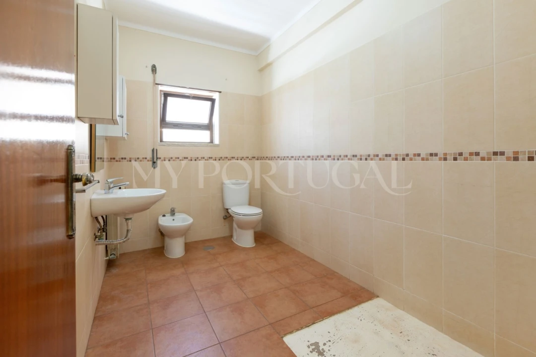 Moradia T4 para Venda em São João Baptista e Santa Maria dos Olivais Foto 21