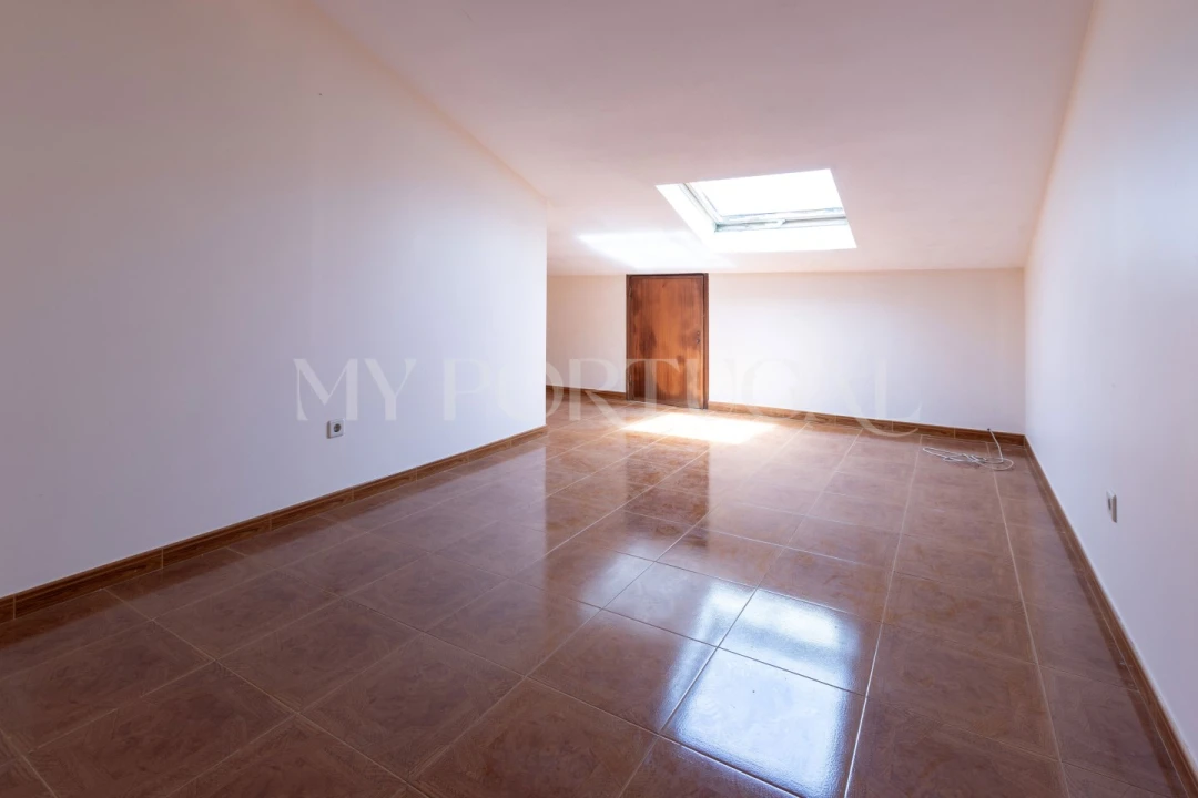 Moradia T4 para Venda em São João Baptista e Santa Maria dos Olivais Foto 26