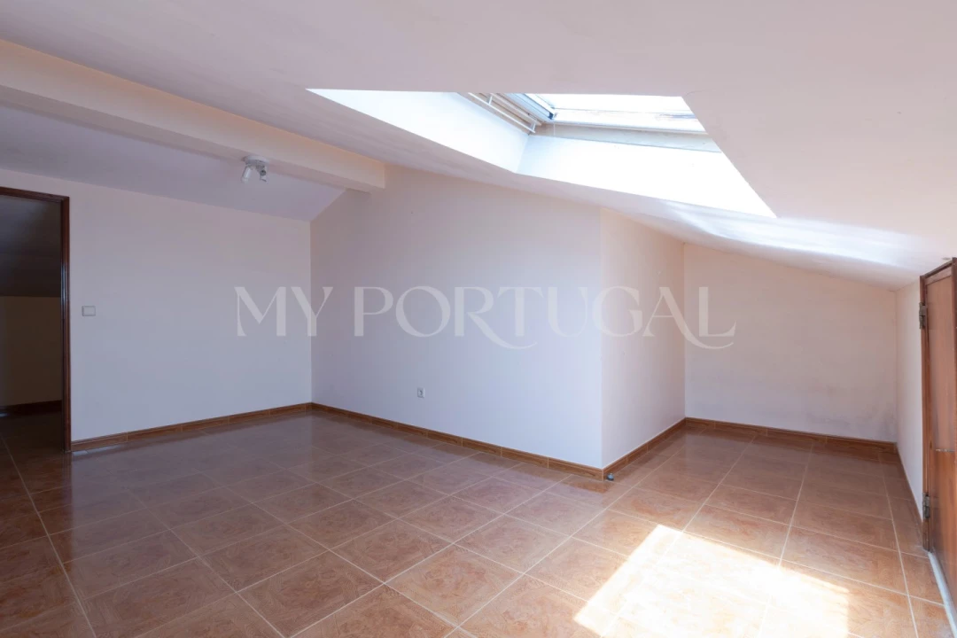 Moradia T4 para Venda em São João Baptista e Santa Maria dos Olivais Foto 27