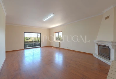 Moradia T4 para Venda em São João Baptista e Santa Maria dos Olivais