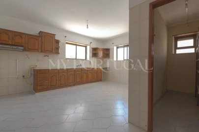 Moradia T4 para Venda em São João Baptista e Santa Maria dos Olivais