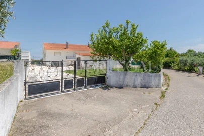 Moradia T4 para Venda em São João Baptista e Santa Maria dos Olivais