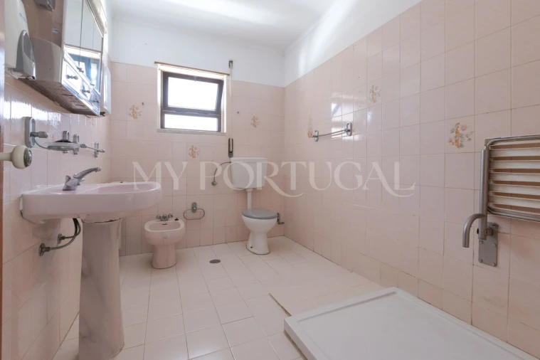 Moradia T4 para Venda em São João Baptista e Santa Maria dos Olivais Foto 37