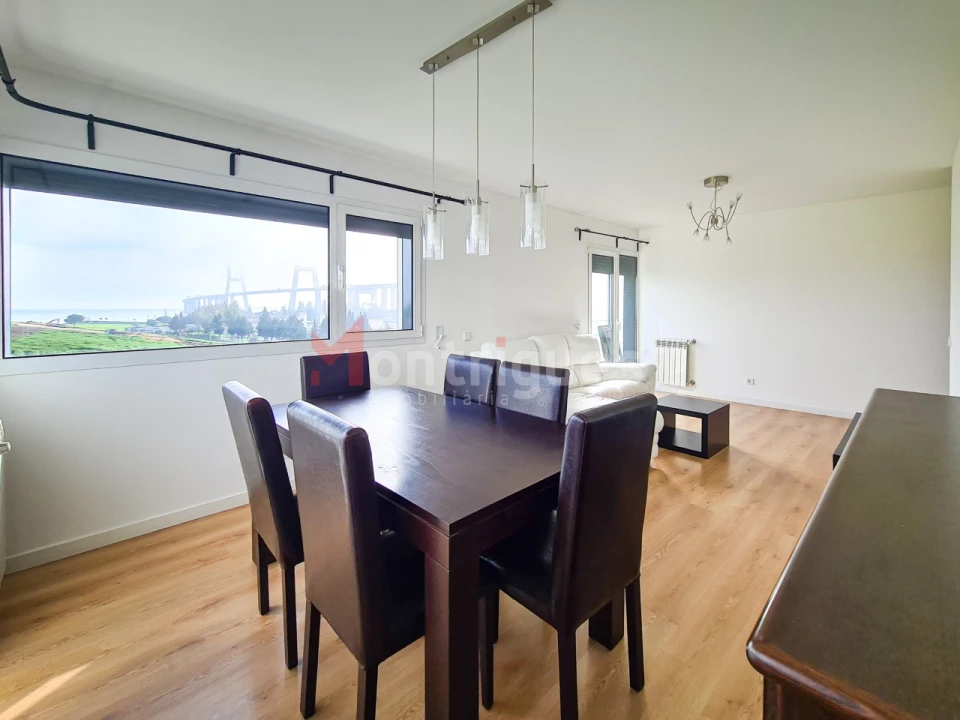 Apartamento T2 para Arrendamento em Parque das Nações Foto 9