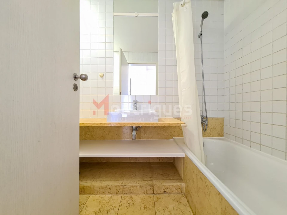 Apartamento T2 para Arrendamento em Parque das Nações Foto 19