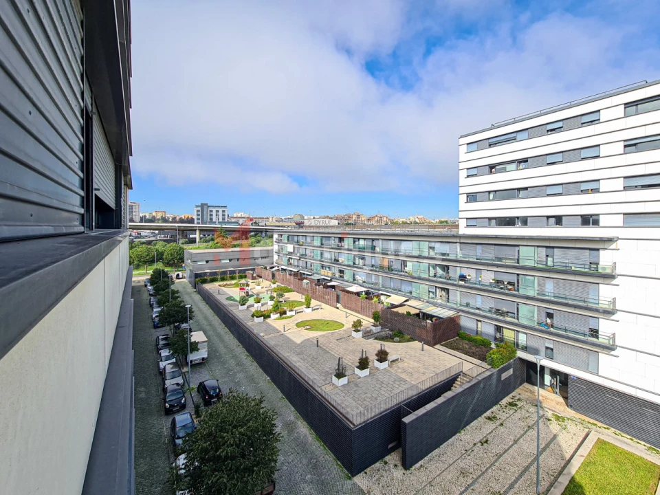 Apartamento T2 para Arrendamento em Parque das Nações Foto 27