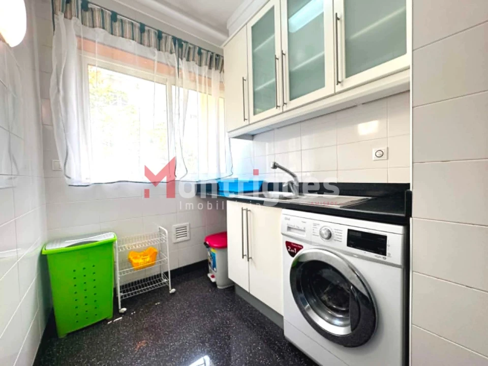 Apartamento T1 para Arrendamento em Parque das Nações Foto 11