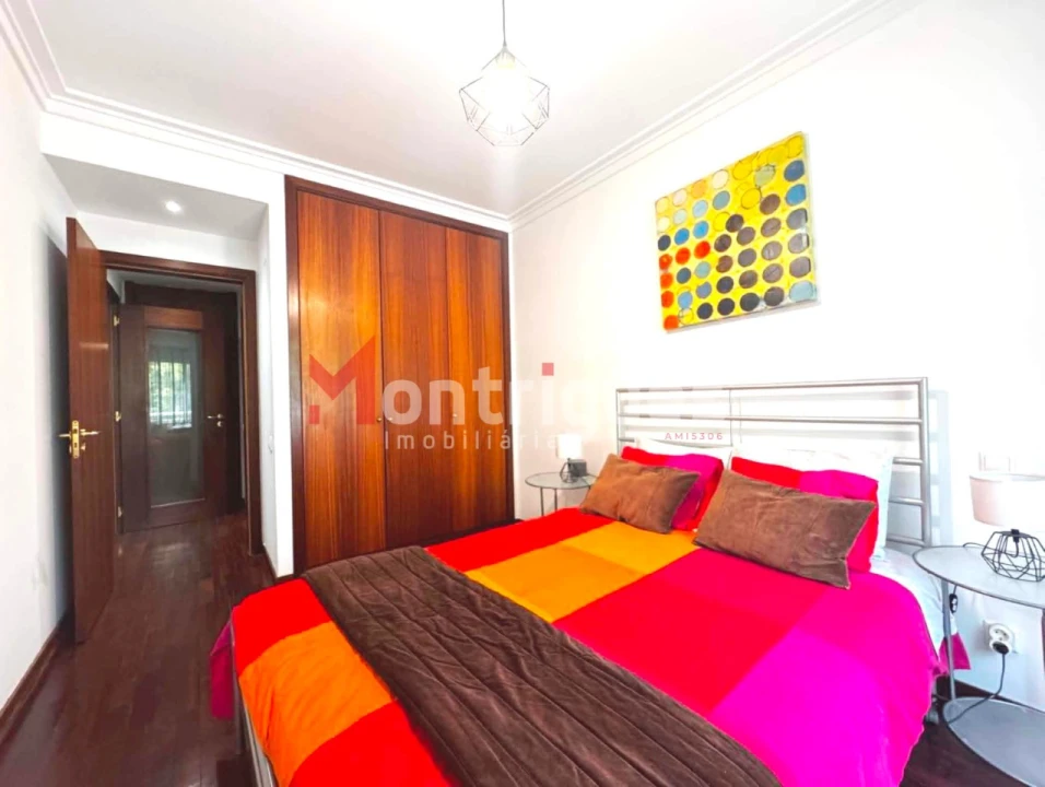 Apartamento T1 para Arrendamento em Parque das Nações Foto 13