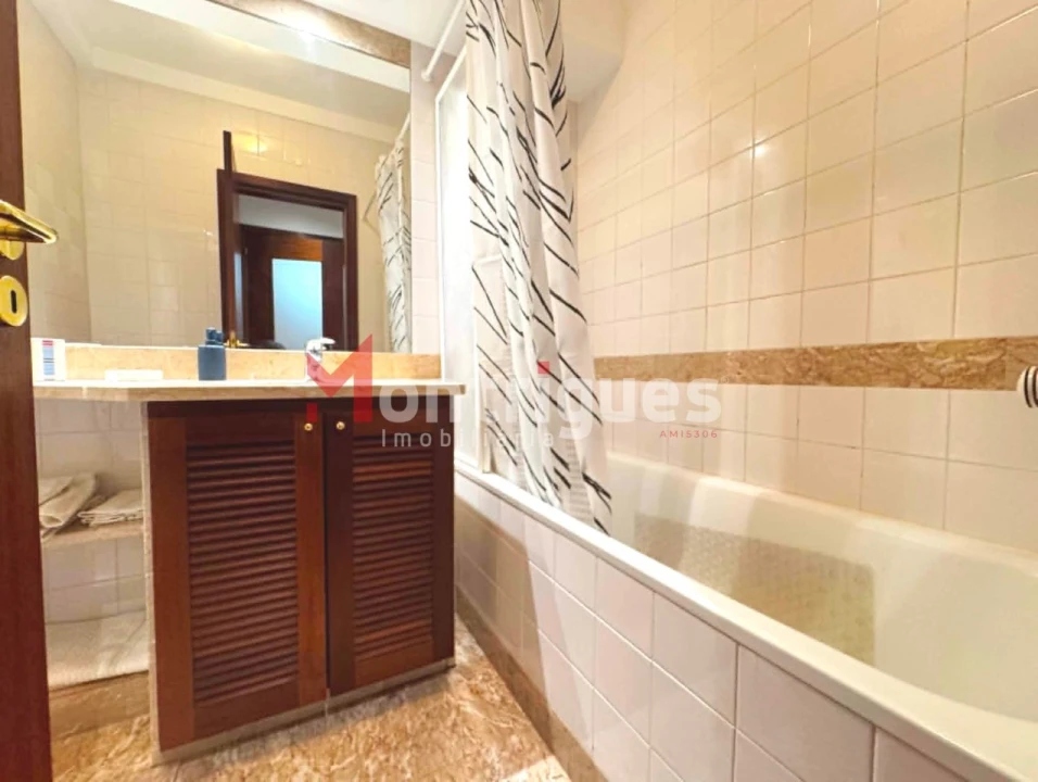 Apartamento T1 para Arrendamento em Parque das Nações Foto 15