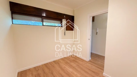 Apartamento T1 para Arrendamento em Carcavelos e Parede