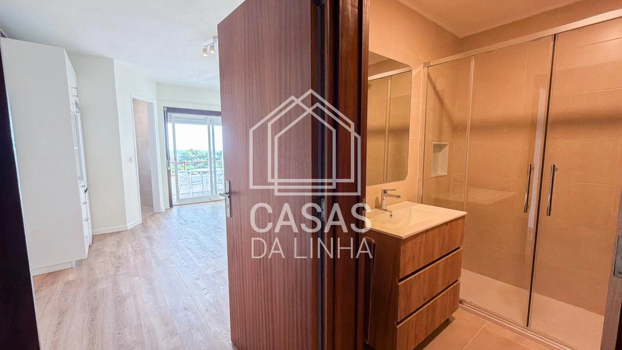 Apartamento T1 para Arrendamento em Carcavelos e Parede Foto 13