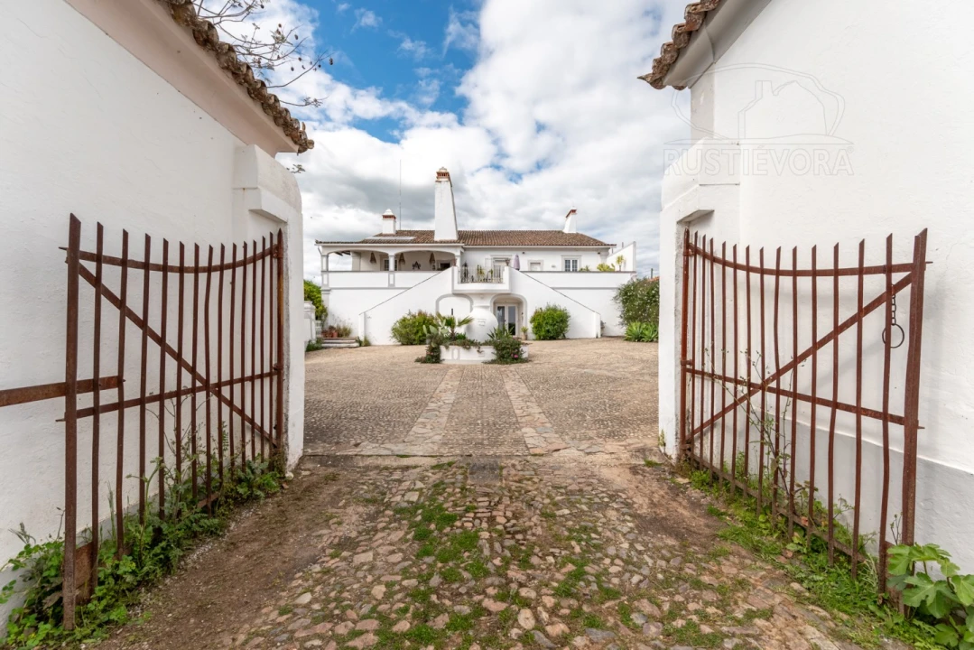 Quinta T9 para Venda em Assumar Foto 117