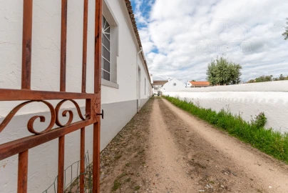 Quinta T9 para Venda em Assumar