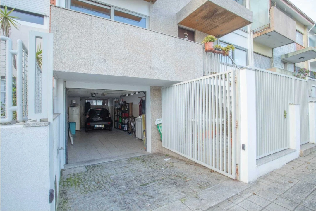 Moradia T4 para Venda em Mafamude e Vilar do Paraíso Foto 39