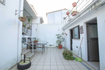 Moradia T4 para Venda em Mafamude e Vilar do Paraíso