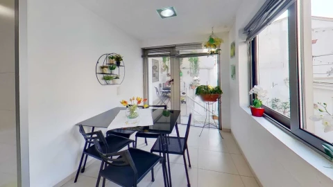 Moradia T4 para Venda em Mafamude e Vilar do Paraíso